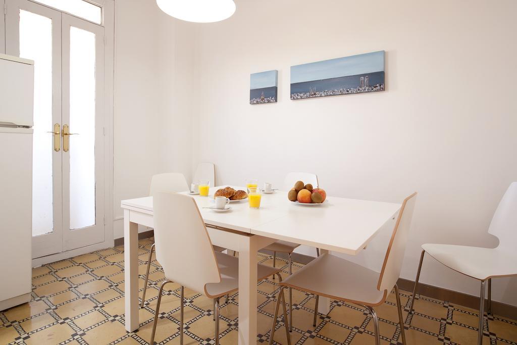 Barnapartments Basic Gracia Барселона Екстер'єр фото