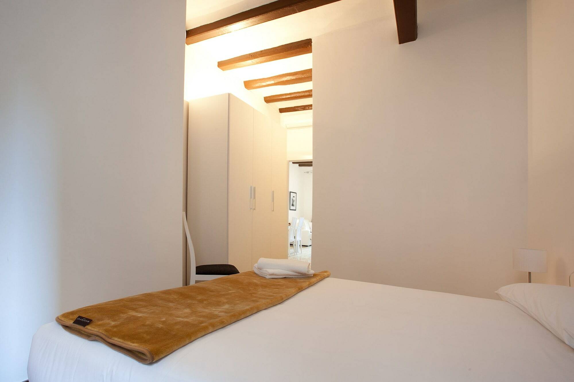 Barnapartments Basic Gracia Барселона Екстер'єр фото